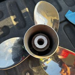 Vengeance Mercury 14 Pitch Prop 