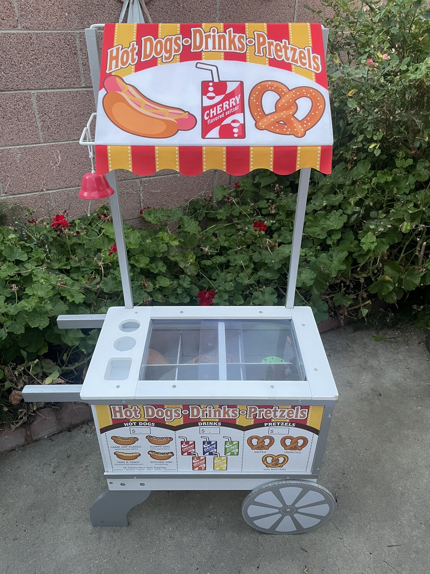 Melissa Doug Kids Snack Hot Dog Wooden Cart Stand Pretend Play Toys