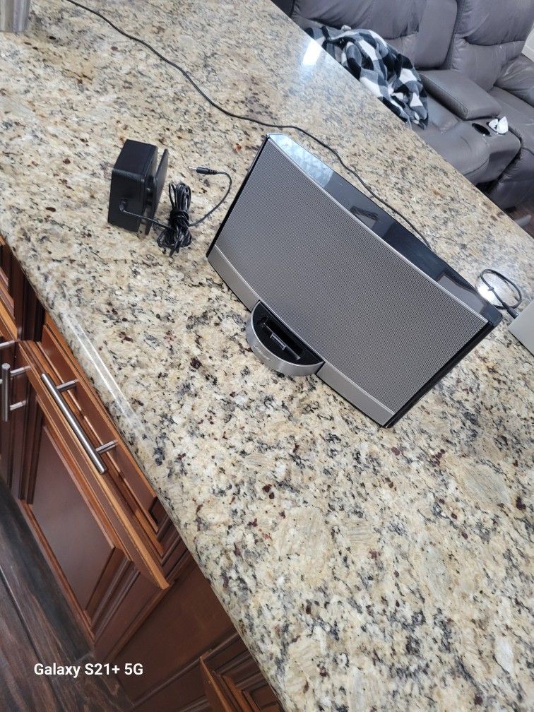 Bose Sounddock Rechargeable