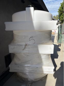 550 Gallon RomoTech Water Storage Tank – Like New / Just Delivered