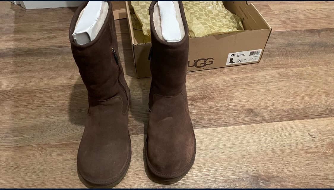 UGG Boots Size 6