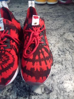 Size 8 NEW Adidas NMD R1 PK NICE KICKS AQ4791 RED BLACK 2016 NO BOX for Sale in Vancouver WA OfferUp