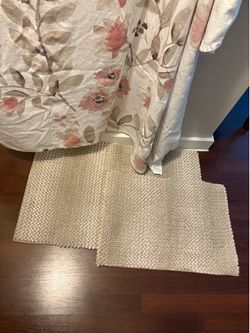 Cream Textured Woven Bathroom Rug and Floral Shower Curtain