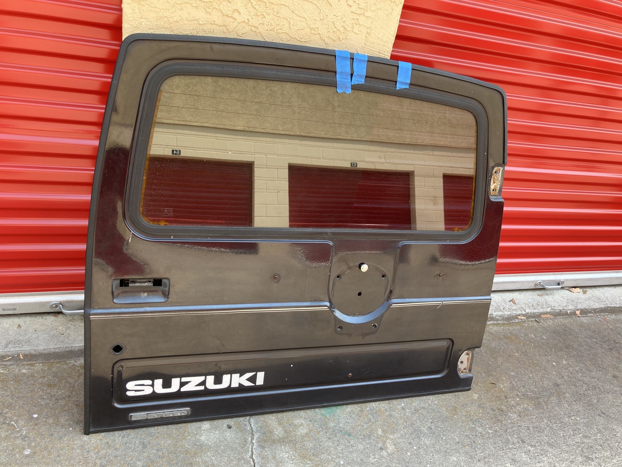 Suzuki Samurai tin top rear door