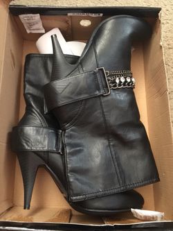 Black Boots size 8