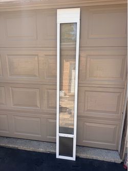 PetSafe Aluminum Medium Dog/Cat Door Insert for Sliding Door