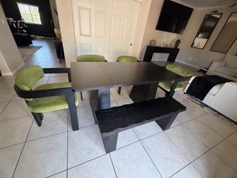 Dining room set