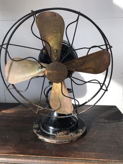 1920’s/ 1 speed/ original/ motor was cleaned/ oiled / rewired/ did oscillate. Or Best Offer