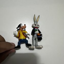 Vintage Bugs Bunny And Goofy Figures