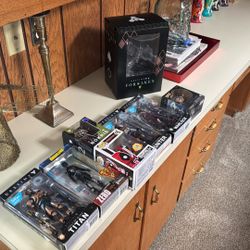 Skyrim Destiny Borderlands Action Figures 
