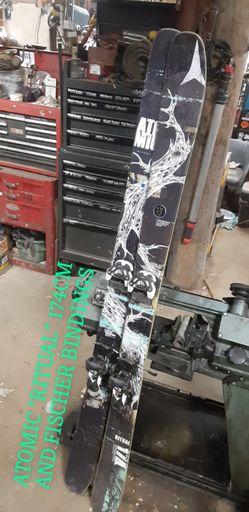 Atomic Skis