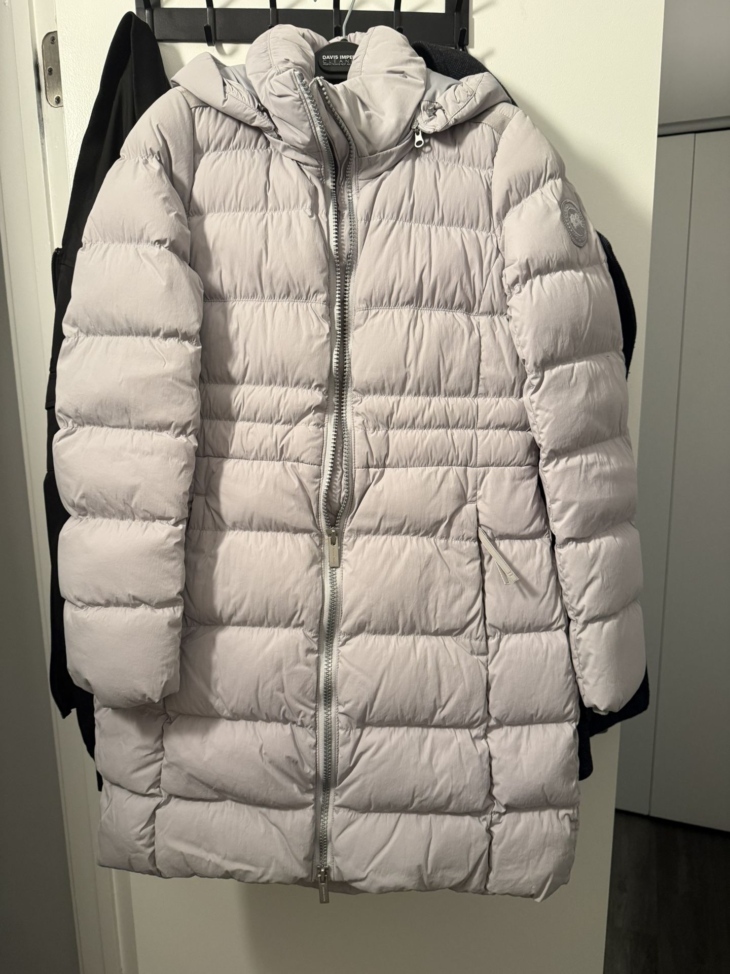 Barely Used Canada Goose Women’s Parka