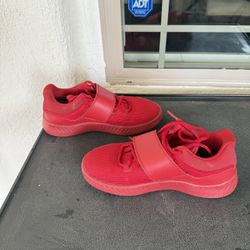 sport shoes 