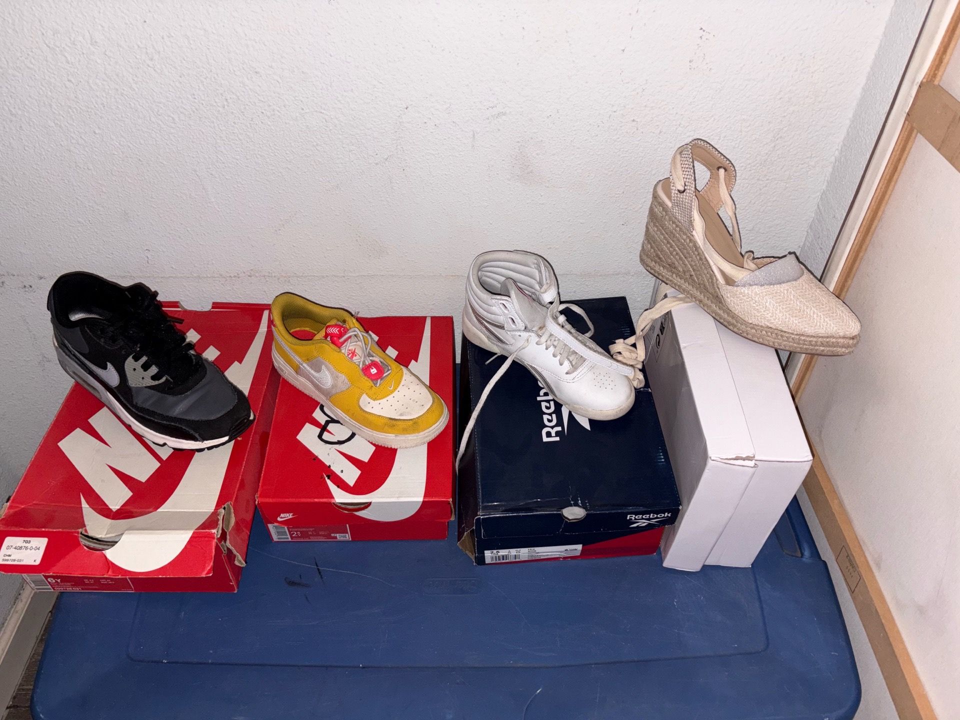 Nikes Reebok wedges
