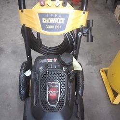 DEWALT GAS PRESURE WASHER 3300 PSI 