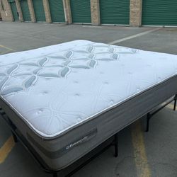 Eastern King Mattress With Frame 