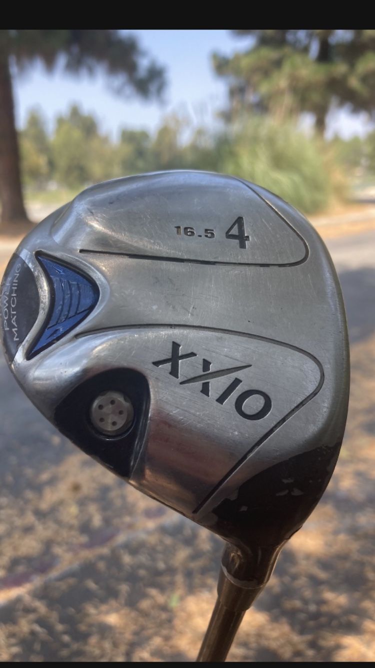 Xxio 4 Wood W/ Tour AD EV-5R1 Shaft