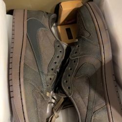Travis Scott Jordan Low 1