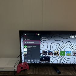 Xbox 1 With New Controller 
