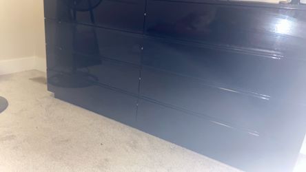 Black glossy dresser