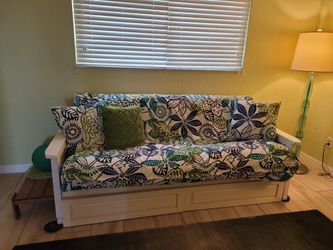 Daybed With Storage 