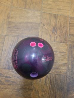 Columbia 300 Cuda Pearl bowling ball 16 lbs