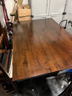 Table & chairs