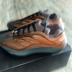 “Adidas Yeezy 700 V3 Copper Fade