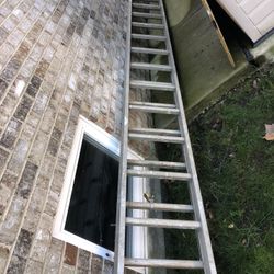 30’ Extension Ladder Aluminum
