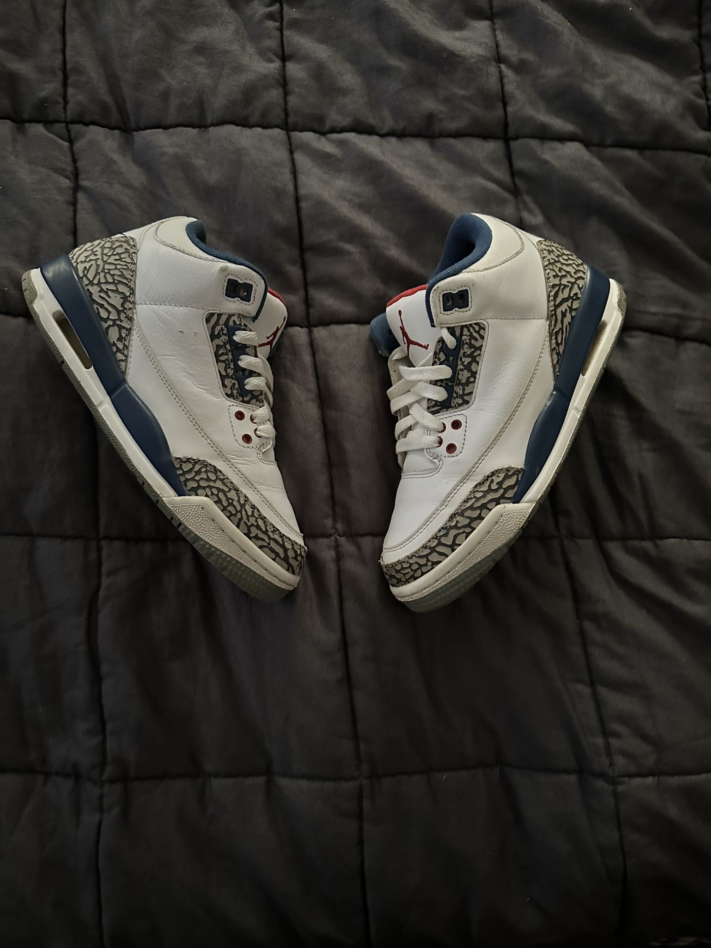 Air Jordan True Blue 3s size 5y