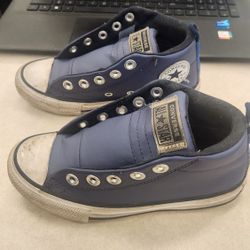Boys Size 12 Converse $10