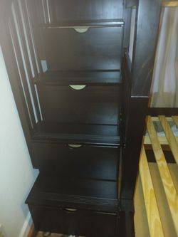 Bunk bed