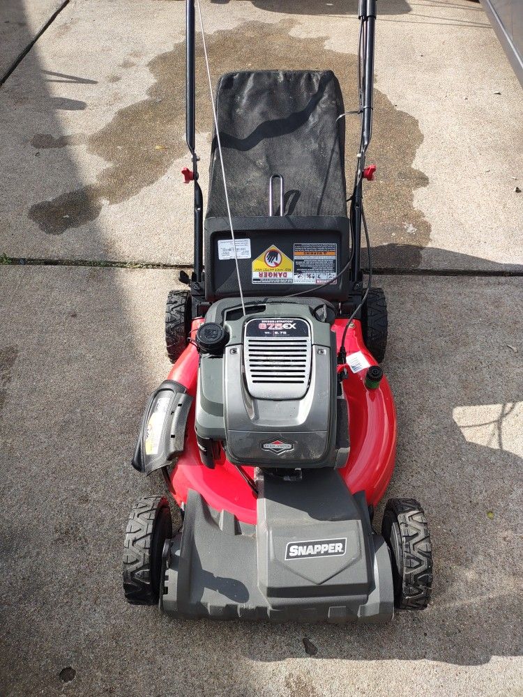 Self propelled snapper 2025 mower