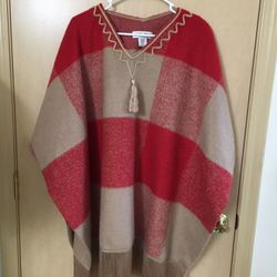 Like New Beautiful Red And Tan Heavy Poncho/Wrap. Smoke Free Home. Size S/M   polyester and wool 