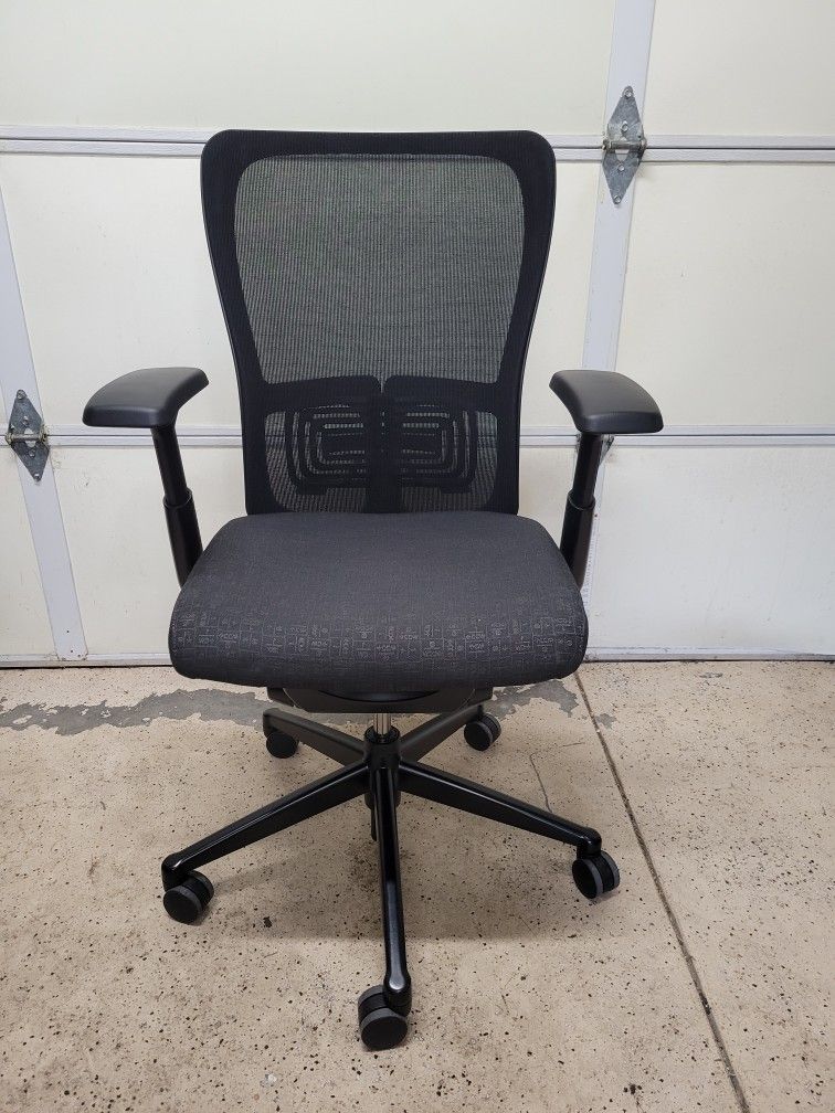 Haworth Zody Task Office Chair, Computer Desk Ergonomic Mesh, Black!