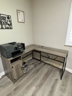 Computer Desk