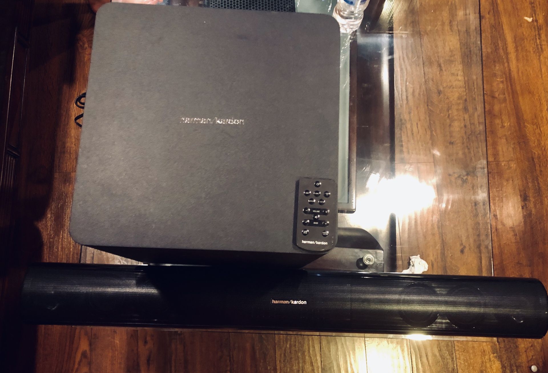 Harman Kardon SB26 Advanced Soundbar with Bluetooth and Powered