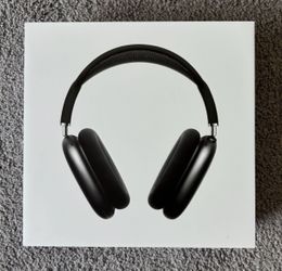 BRAND NEW FACTORY SEALED APPLE BRAND AiRPODS MAX