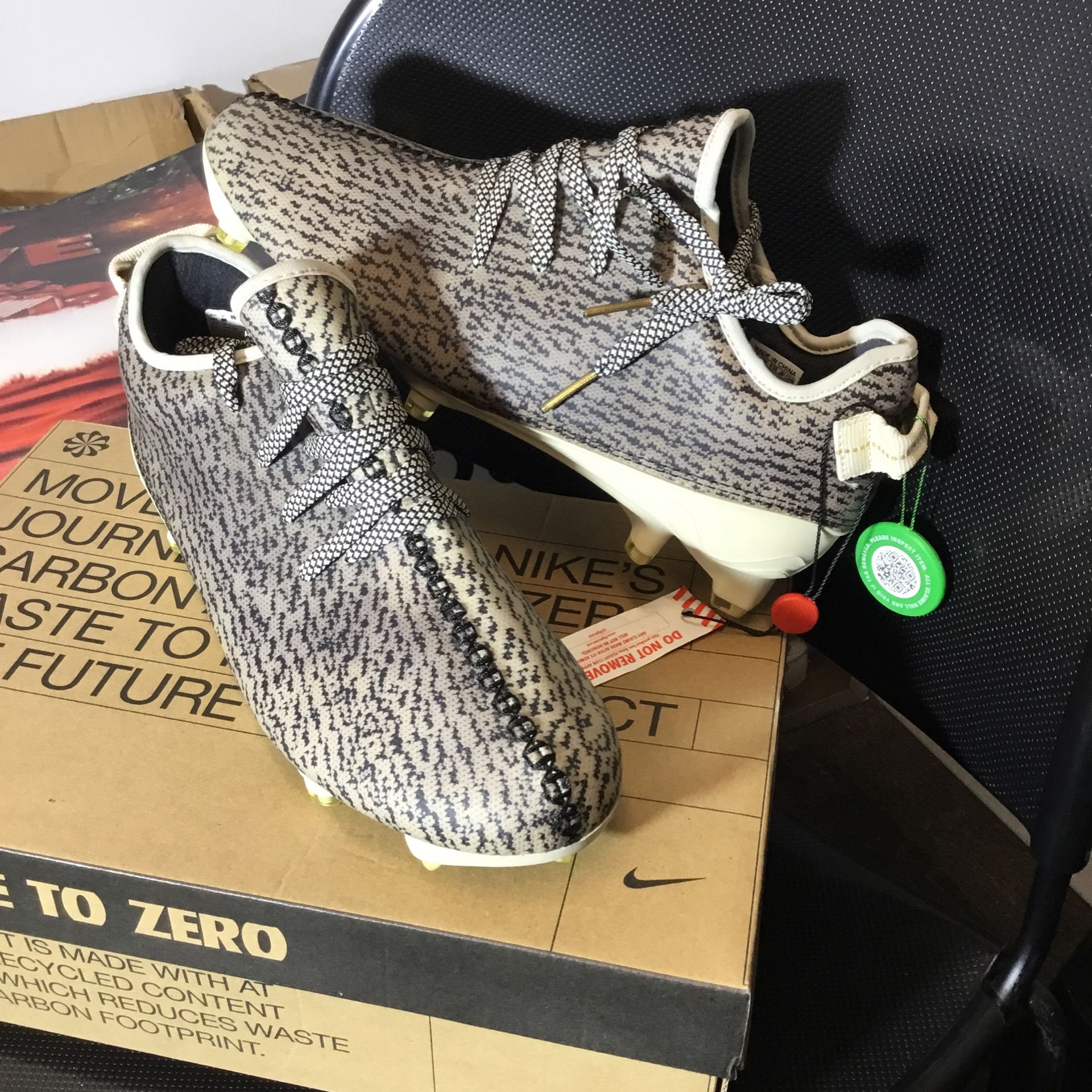 Yeezy Turtle dove “350” Cleats