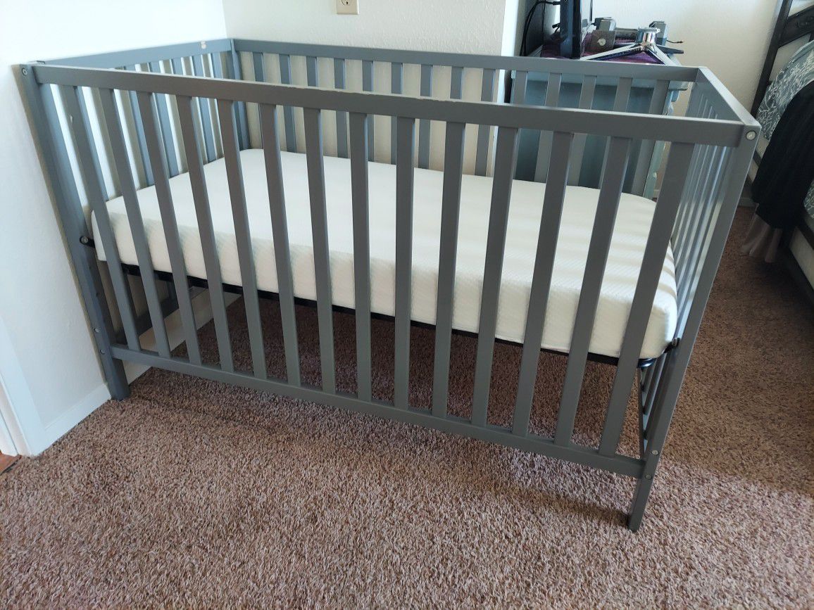 Standard Size Baby Crib