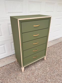 Dresser