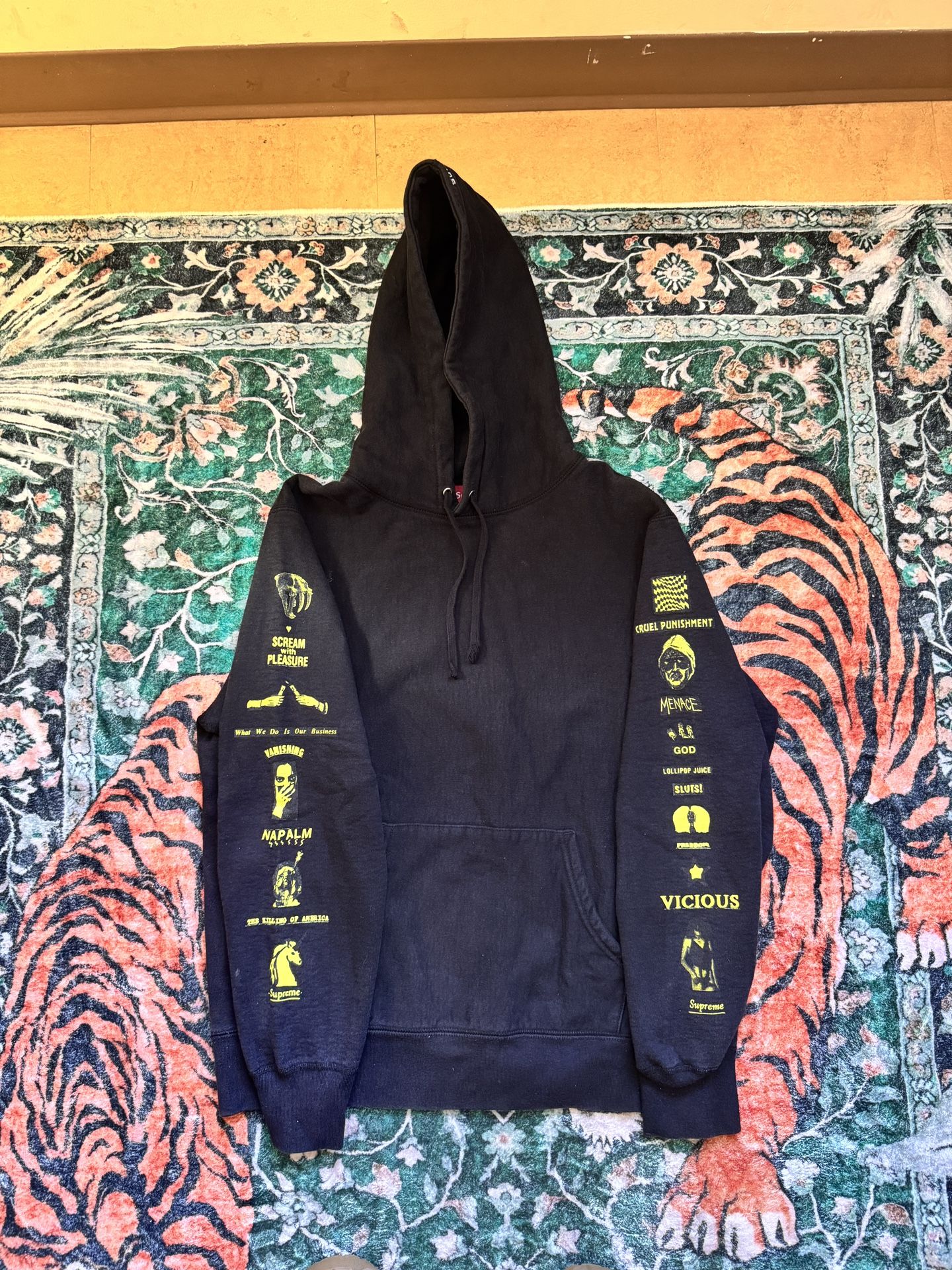 Supreme Hoodie FW17