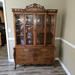 China Cabinet 