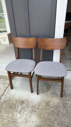 Chairs (set of 2)