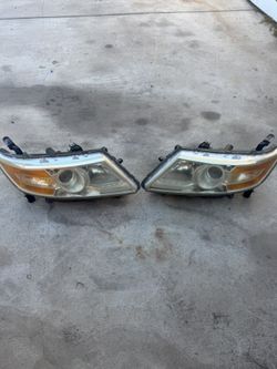 Honda Odyssey Headlights