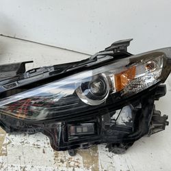 Mazda 3 Left Headlight Oem