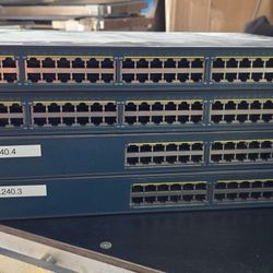 4 Cisco Catalyst 3560 POE Switches