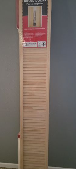 Brand New Jeld  Wen Bifold Doors