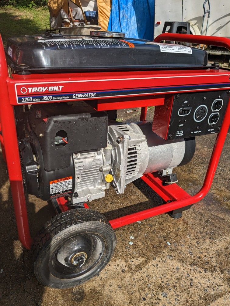 Trot-Bilt 3250 Watt Generator