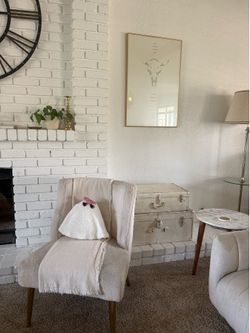 White accent chair